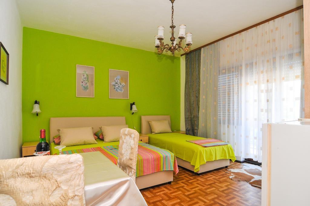 Guesthouse Lanca Tivat Phòng bức ảnh