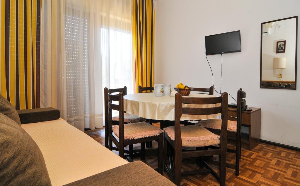 Guesthouse Lanca Tivat Phòng bức ảnh